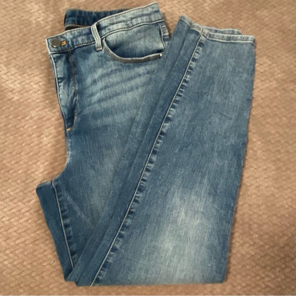 Talbots Denim - Talbots Jeggings, medium wash, Jeans. Casual, Beach, Boho, picnic. Size 12